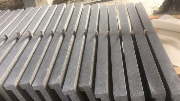 Ken black swimming pool coping (2)