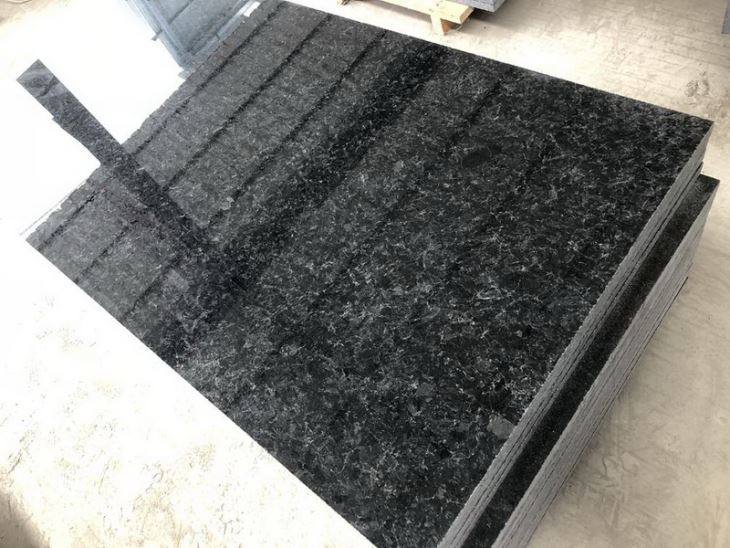 AngolaBlack--Polished Tiles