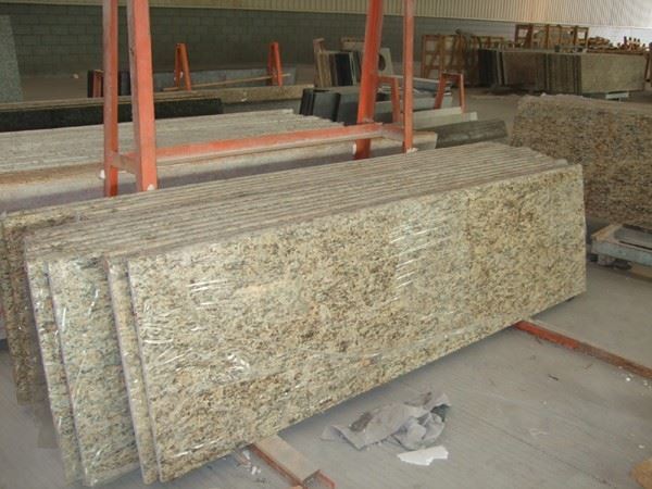 Gold Granite-Madura Gold-countertops