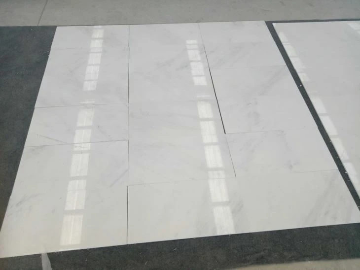 Light veins Oriental White Thin Tiles