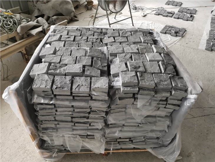 Basalt Cobble Stone Cubes