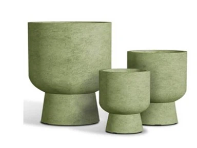 Цветочные горшки из зеленой глины